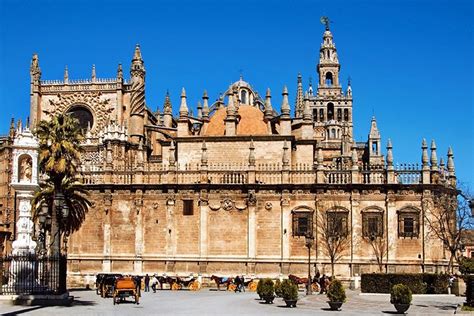 18 Top Tourist Attractions in Seville | PlanetWare