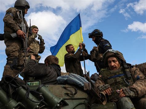 US announces $625m military aid for Ukraine, Russia warns of risk ...