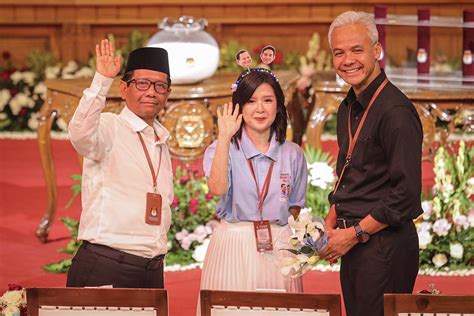 The enthusiasm of Prabowo-Gibran supporters at ballot number drawing ...