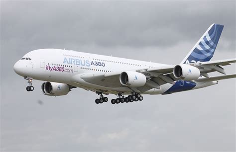 When Did the Airbus A380 First Fly? - Airport Spotting