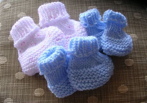 Ravelry: Seamless Preemie Booties pattern by Debbie Cowherd