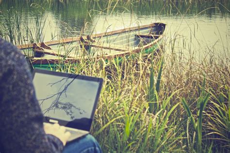 Working Outdoors Laptop - Free photo on Pixabay - Pixabay