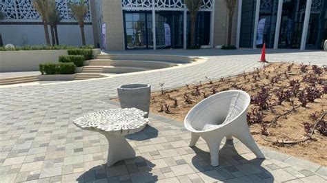 3D Concrete Printing for street furniture