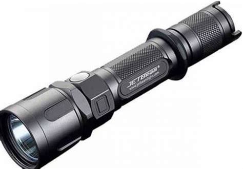 Tactical Flashlights: How to Use Them for Self-defense: Best Guide | Atbuz