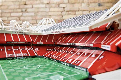 WOW! This LEGO Old Trafford Set is the Ultimate Gift for Man Utd Fans