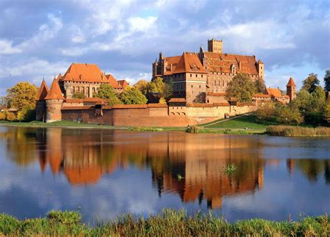 The Castle of the Teutonic Order in Malbork — Gothic architecture | by ...