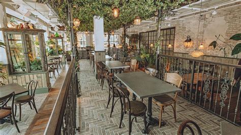 First look inside the new Lincoln Botanist bar