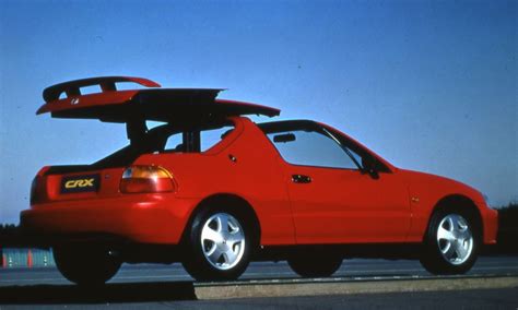 Honda CRX Convertible (1992 - 1997) Photos | Parkers