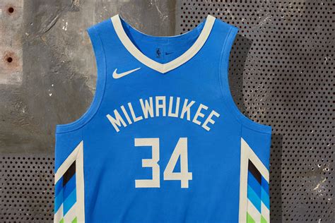 Milwaukee Bucks 22/23 City Edition Uniform: Bronzeville | NBA.com