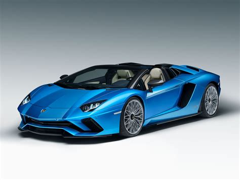 Lamborghini's New Aventador S Roadster Starts at $460,247 | WIRED