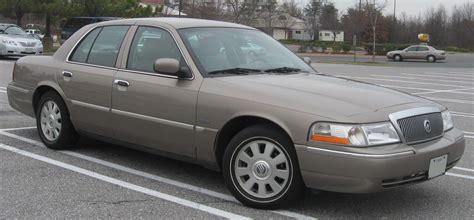 2005 Mercury Grand Marquis - Information and photos - MOMENTcar