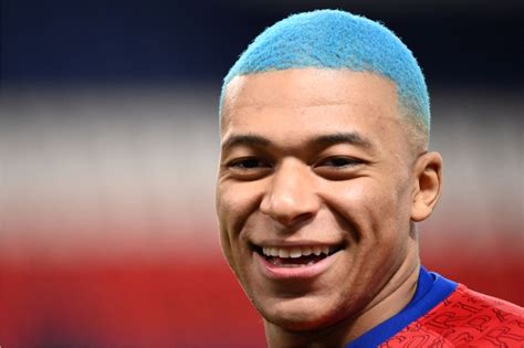 Footballer Kylian Mbappe flaunts a new look, check him out (Photos ...