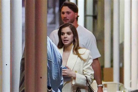 Josh Allen Spotted Out with Hailee Steinfeld amid Rumored Split from ...