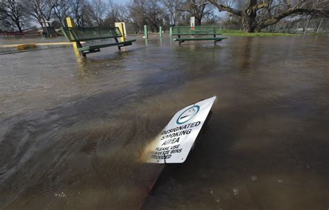 Latest storm gone but Northern California flooding fears grow as dams ...