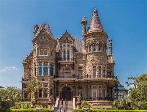 (69) Victorian House | Victorian style homes, Victorian homes ...