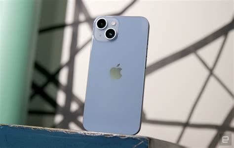 Apple iPhone 14 review: Not an upgrade year for most | Engadget