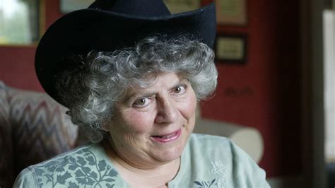 Miriam Margolyes Biography: Husband, Children, Parents, Siblings ...