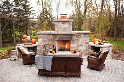 Having an Outdoor Fireplace Installed? Be Sure to Consider These 5 Things