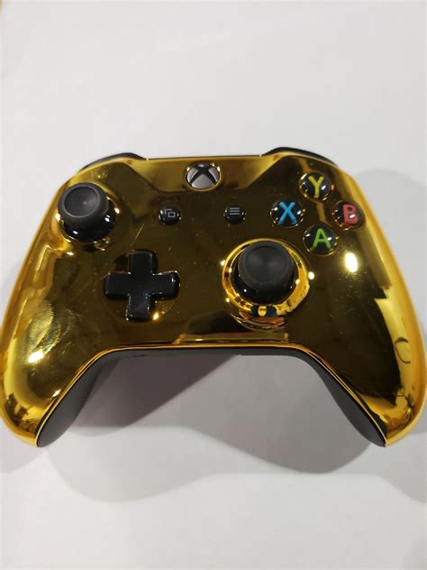 Chrome Gold Custom Xbox One Controller on Mercari | Custom xbox one ...