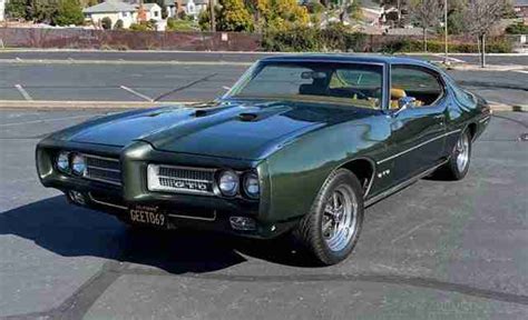 Pontiac GTO - Cars-On-Line.com