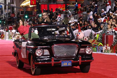 Chaz Dean & Ming-Na Wen Spread Holiday Cheer At The 91st Hollywood ...