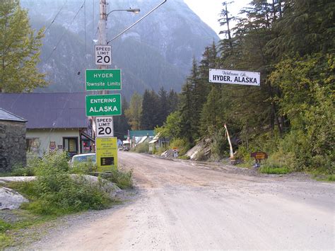 Canada plans to limit the hours of a border crossing that divides US ...