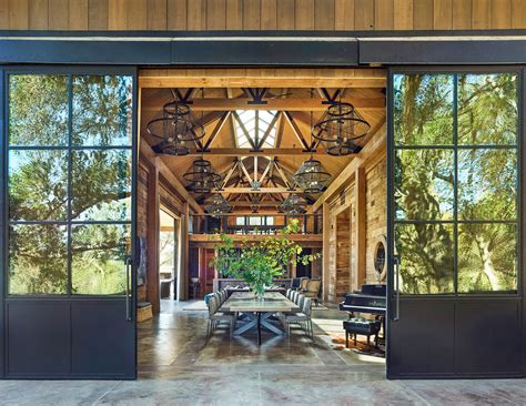 The Yellowstone inspired, Rich Ranch design trend is cowboy chic ...