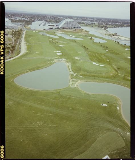 Aerial photographs of the Burswood Island Resort, May 1988 - JPG 121.8 KB