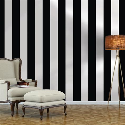 Black White Striped Wallpaper - Life Styles