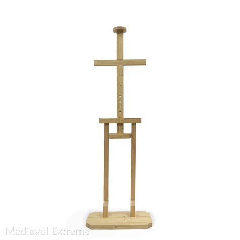 Wooden armor stand • Medieval Extreme