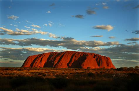 Gallery: Amazing images of Uluru/ Ayers Rock still captivating tourists ...