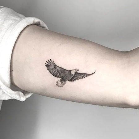 100 Striking Eagle Tattoo Designs for Men & Women