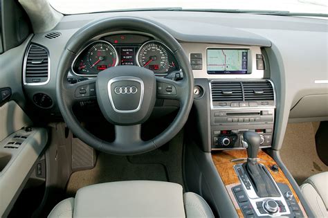 2007 Audi Q7 - SUV Review & Road Test - Automobile Magazine