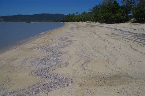 Yarrabah Beach, near Cairns, QLD, 09/10/12 | d69669a | Russell Cumming ...