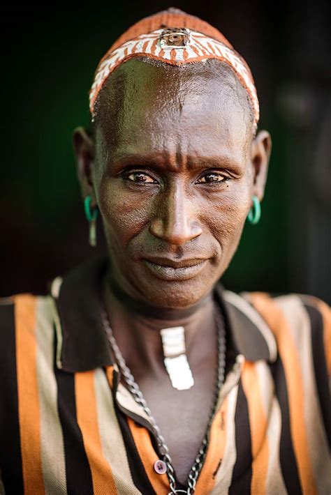 bashe-portrait-travel-photographer-omo-valley-ethiopia-africa-17