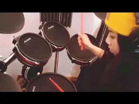 Drumming: Basic | Triplets | 32nd note - YouTube