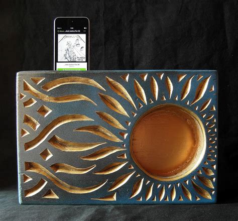 IPOD WOODEN PASSIVE AMPLIFIER - SUNFLOWER! by MassoGeppetto on DeviantArt