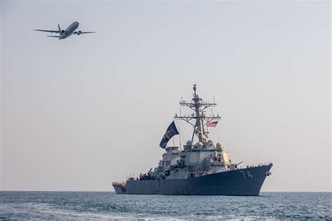 DVIDS - Images - P-8A Poseidon, USS McFaul Patrol Arabian Gulf [Image 1 ...