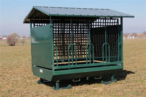 Outdoor horse hay feeder - mumuintelli