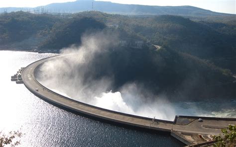 Kariba Dam wall in Zimbabwe reopens for visitors