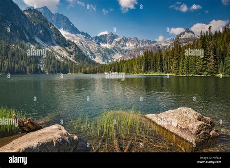 Stuart Lake, Mount Stuart massif at left, Jack Ridge at right, Stuart ...