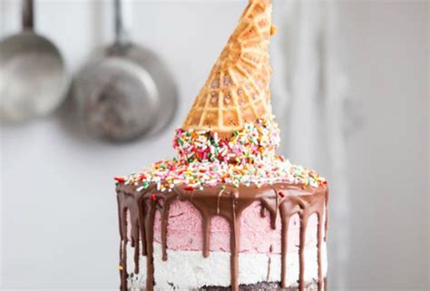 17 Neapolitan Desserts That Are a Triple-Crown Foodie Delight - Brit + Co