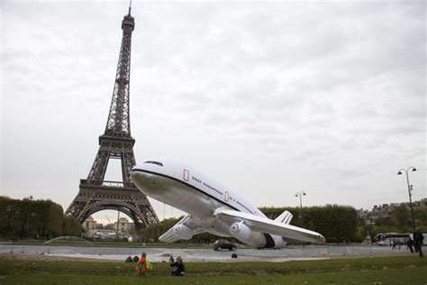 Aleksandra Mir - Plane Landing in Paris