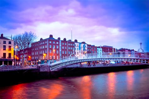 Travel Thru History Dublin, Ireland: Potatoes, Proclamations and Pubs ...