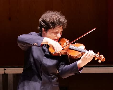 Top 10 violinists of today that you should know - Higher Hz