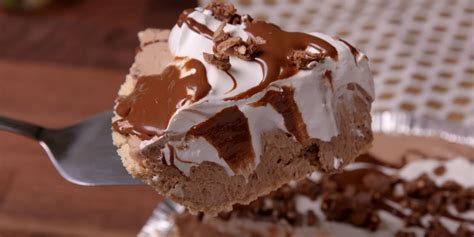 frozen chocolate pie recipe from cool-whip