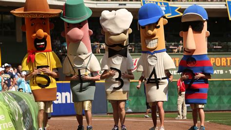 Milwaukee Brewers Mascot Race