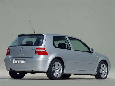 Volkswagen Golf GTI VR6 2003: fotos, desempenho e consumo