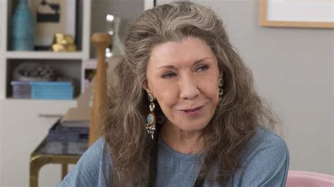 Will Lily Tomlin (‘Grace and Frankie’) Score Her 7th Emmy in 2017 ...