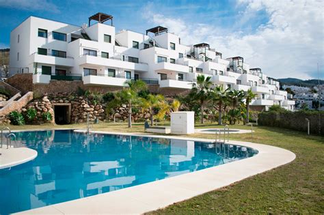 Hotel-Apartamento Marinas de Nerja Beach & Spa - Official Andalusia ...